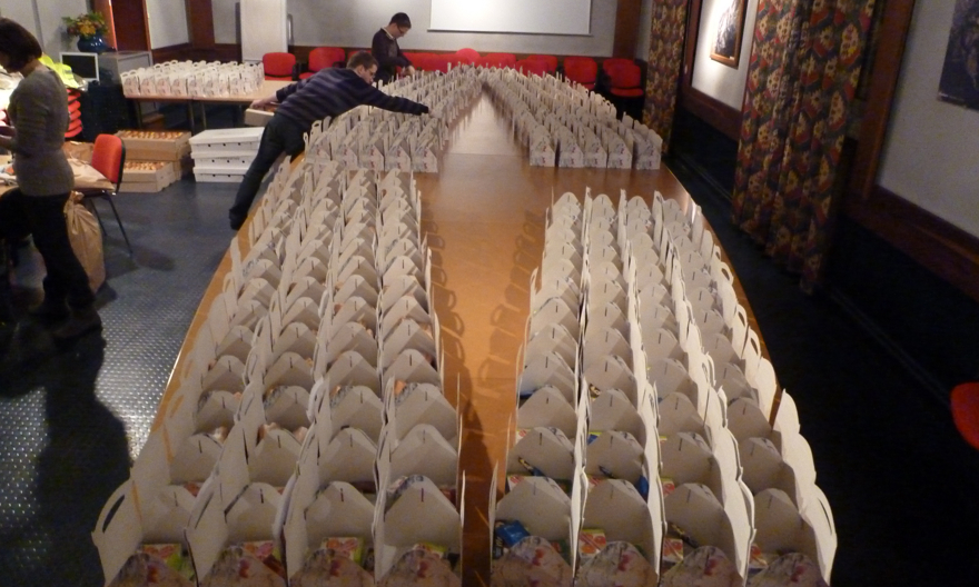 Vue large sur les boites de petits déjeuner